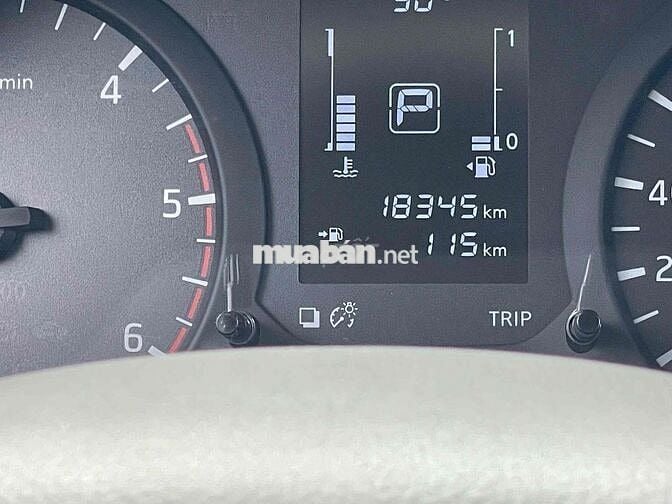 Nissan Navara 2019 EL Premium - 18300 km