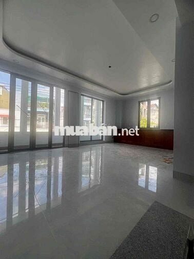 Nhà Biệt Thự Căn Góc P12 7x20m 7pn 5wc 35tr