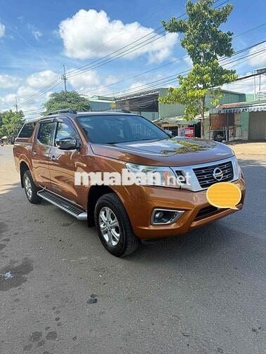Nissan Navara 2016 NP300E 4x2MT - 100000 km