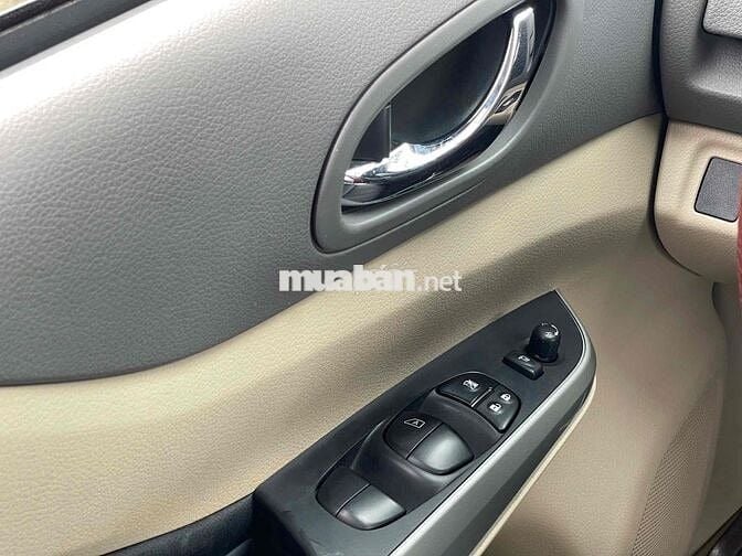 Nissan Navara 2019 EL Premium - 18300 km