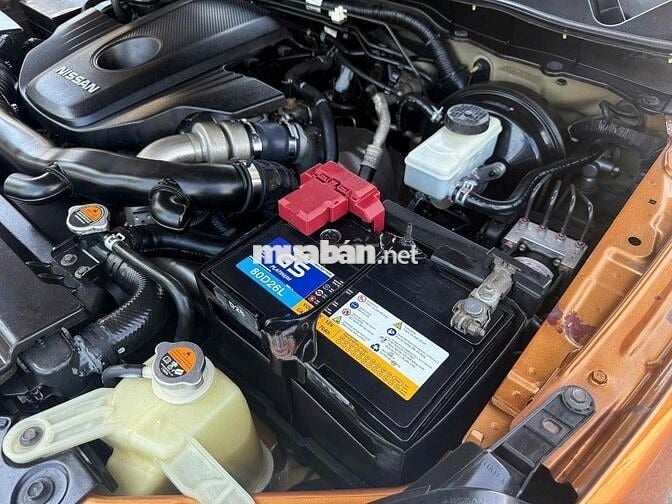 Nissan Navara 2016 NP300E 4x2MT - 100000 km