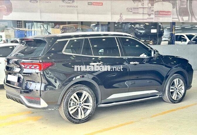 Ford Territory Titanium X 2024 đi lướt 10.000km