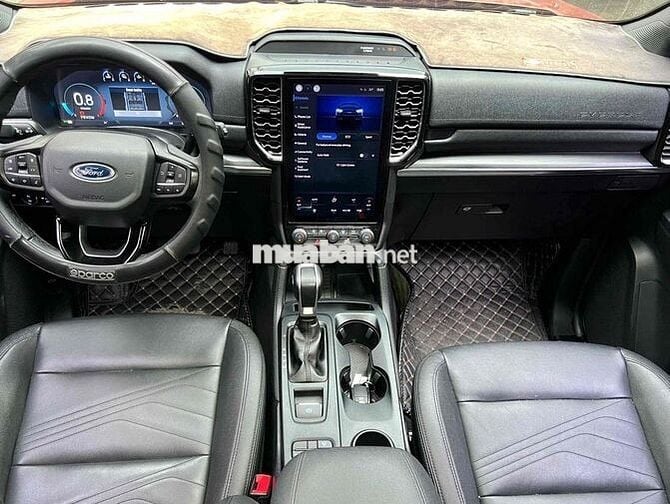 Ford Everest 2023 Titanium 2.0L 4x2 AT - 32000 km