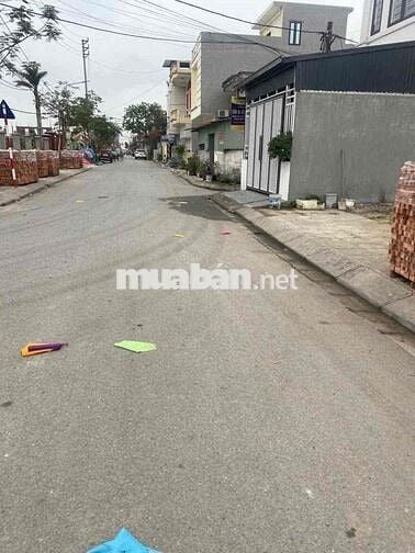 Chủ cần bán gấp lô góc 2  Mặt Đường Tiểu Trà, Hưng Đạo, Dương Kinh.