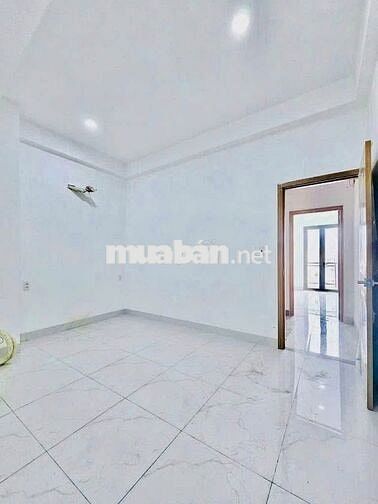 Vỡ nợ tôi bán gấp nhà 1T1L 63, 9m2 Lâm Văn Bền Q7 Gía 1,29 tỷ SHR