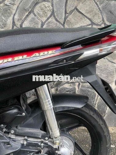 Honda ari blade 110 màu đỏ-đen đời 2008 số Tphcm