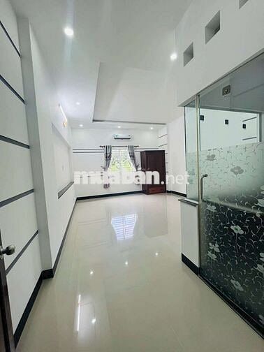 CHO THUÊ NHÀ ĐẸP 15TR KDC HƯNG PHÚ. 4PN.3wc.lộ 16m