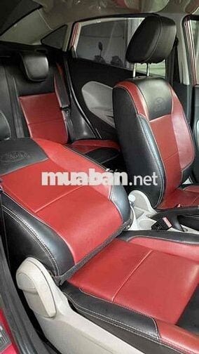 Ford Fiesta 2015 1.5 AT ( sedan )