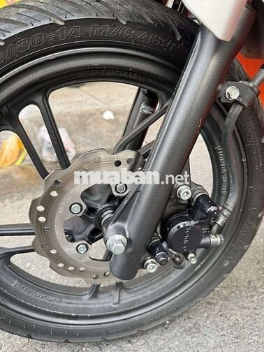 Vario 150 biển long xuyên