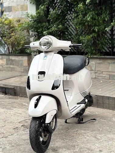 PIAGGIO VESPA 125IE TRẮNG CHÍNH CHỦ GIÁO VIÊN
