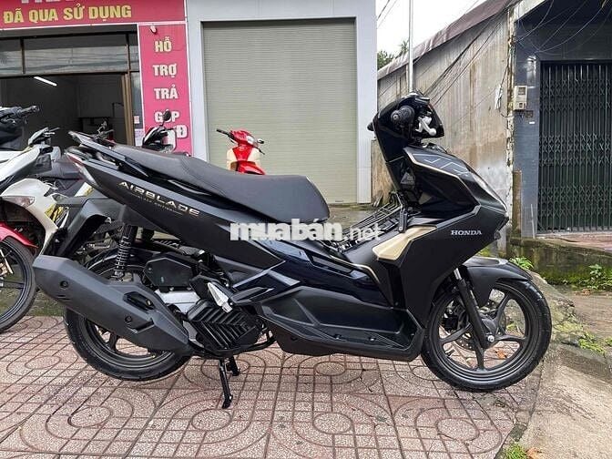 🌟Bán AirBlade.125.4VAL.DK.2025.đen nhám chính chủ🌟