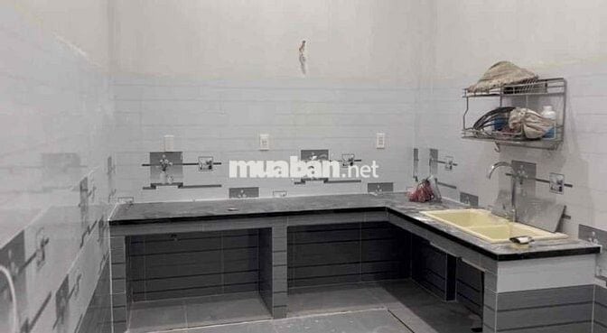 CHO THUÊ NHÀ MỚI 100% 2PN HẺM NGUYỄN CHÍ THANH