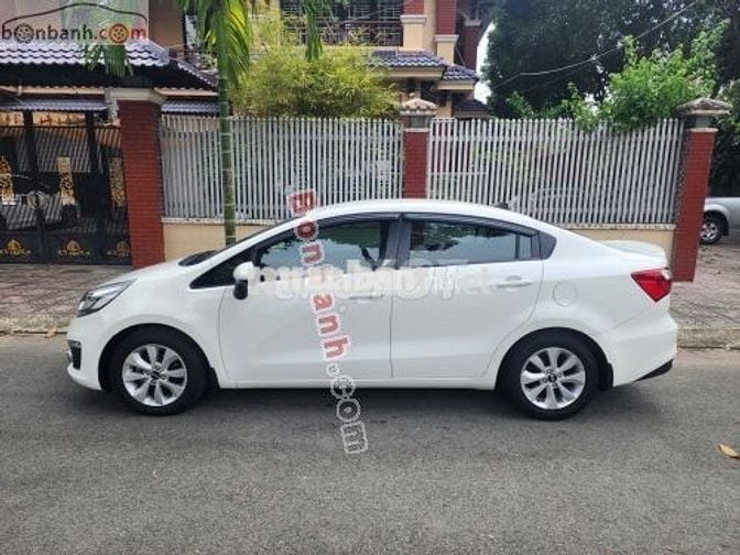 Kia Rio 1.4 AT 2016