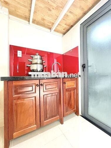 PHÒNG CÓ GÁC MỚI XÂY - BẢO VỆ 24/7 GẦN ĐH BÁCH KHOA