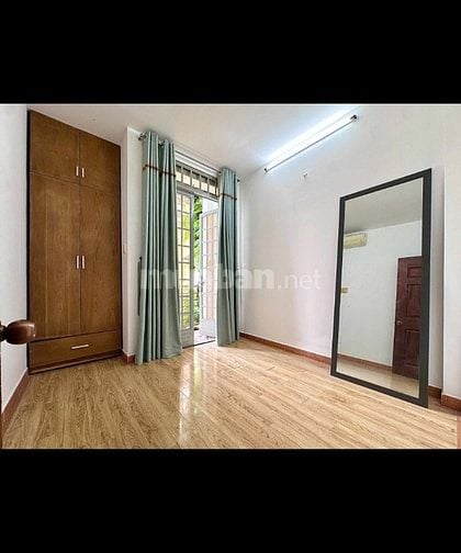 Bán nhà hẻm 7A/5 Thành Thái Q10 hẻm 12m nhà 3 tầng chỉ 8,8 tỷ.