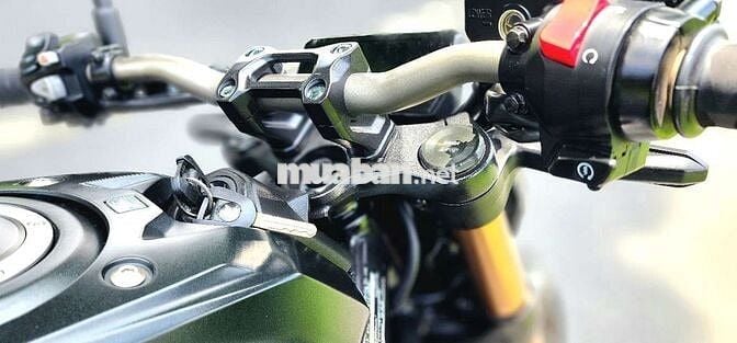 Cần bán honda cb650r 2022 dk 2023