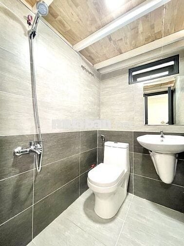 PHÒNG CÓ GÁC MỚI XÂY - BẢO VỆ 24/7 GẦN ĐH BÁCH KHOA