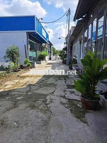 Nhà đẹp 4*12,5m hẻm 5m ô tô 2/ ngắn Nữ Dân Công Vĩnh Lộc A