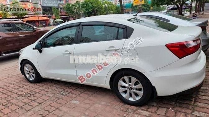 Kia Rio 1.4 AT 2016