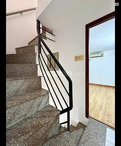 Bán nhà hẻm 7A/5 Thành Thái Q10 hẻm 12m nhà 3 tầng chỉ 8,8 tỷ.