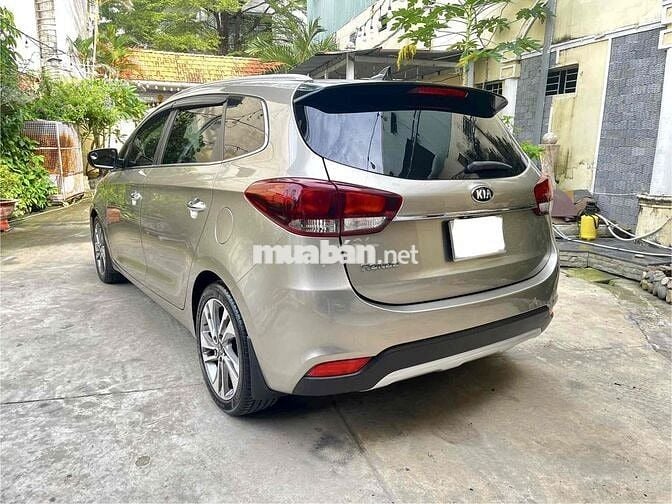 Kia Rondo 2.0 GAT 2019. Xe gia đình rất đẹp