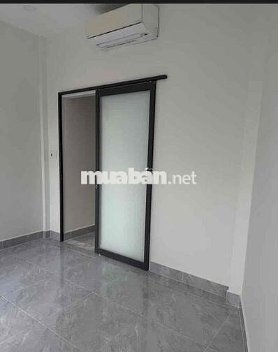 Nhà MT đường Năm Châu gần ngã tư bảy Hiền, P11, Tb