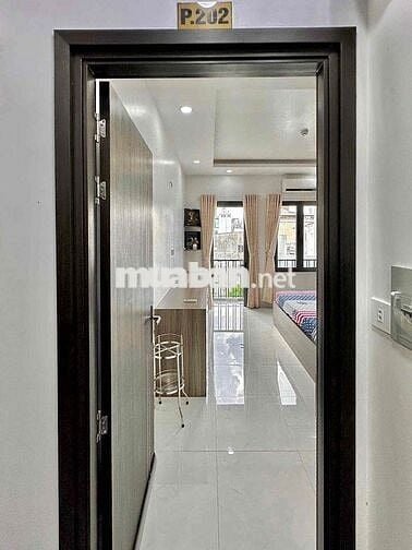 CHDV CAO CẤP BAN CÔNG - KHU VỰC TRUNG TÂM TÂN PHÚ - GẦN ĐH VĂN HIẾN