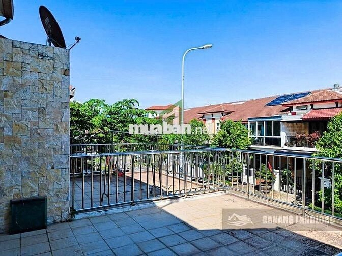 Biệt thự cao cấp cho thuê tại Phúc Lộc Viên