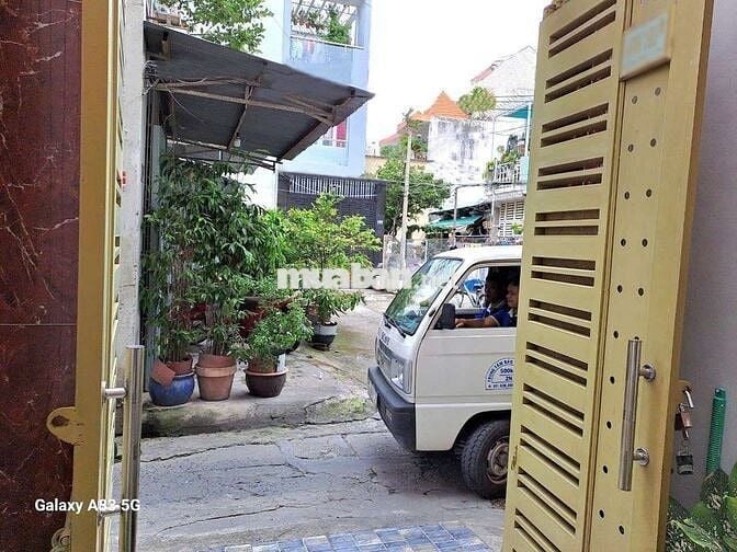 Bán nhà Phú Nhuận, hẻm xe hơi, 85m2, 4 Tầng 5PN, Phan Đăng Lưu, 8.x tỷ