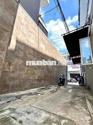 Bán lô đất sau lưng MT Trần Cao Vân Thanh Khê