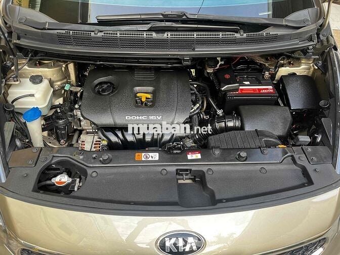 Kia Rondo 2.0 GAT 2019. Xe gia đình rất đẹp