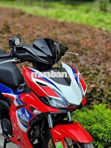 Do nhu cầu cần đổi xe nên cần bán