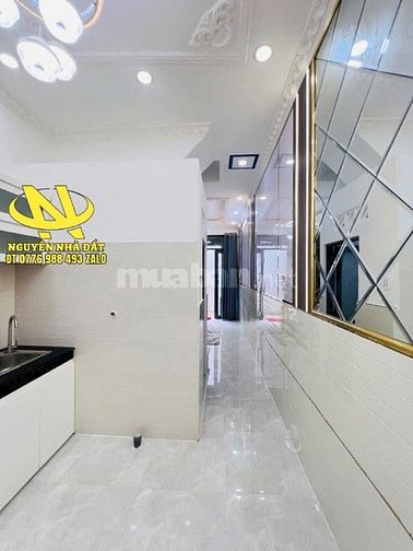 BÁN NHÀ KHU VIP - XE HƠI TỚI GẦN NHÀ
