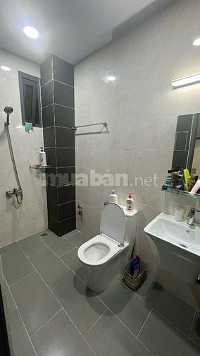 Bán nhà Q2, 4 tầng, hẻm xe tải, MT 5m, có chỗ đậu ô tô cạnh nhà