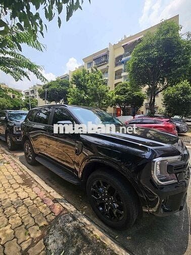 EVREST XE SIÊU MỚI+GIA ĐÌNH NÊN MUA Ạ