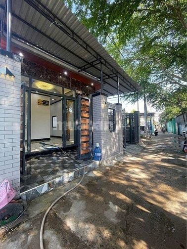 Bán nhà cấp 4, 7x20, Thới Tam Thôn, SHR, Giá 1 tỷ 150.