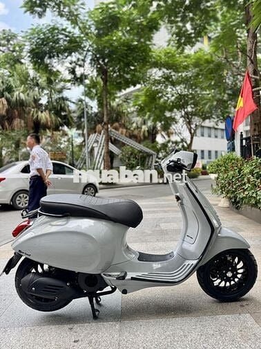 VESPA SPRINT Tặng Dầu Máy,Dầu Láp,Quạt Xoay Gió