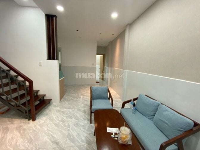 Bán nhà 327/70 Sư Vạn Hạnh, phường Vườn Lài , DT: 4,5x11m 