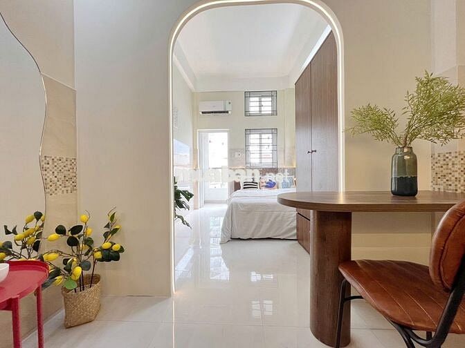 CĂN HỘ 1 PHÒNG NGỦ,BAN CÔNG ĐÓN NẮNG Ở HOÀNG HOA THÁM GẦN CHỢ BÀ CHIỂU