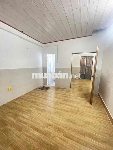 Nhà 5x20m 2 phòng mới hẻm Nguyễn Văn Cừ