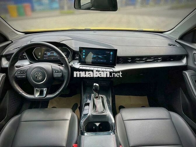 MG MG5 2025