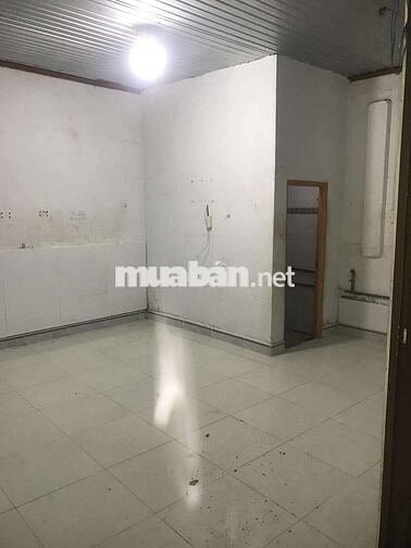 Nhà kho mini 100m2 chợ Biên Hoà ngang 10m có sẵn 1 phòng ngủ