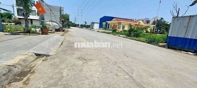 Cho thuê mặt bằng cực đẹp làm văn phòng, hàng quán, kho xưởng