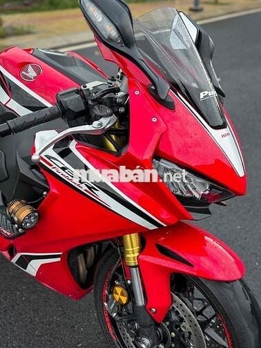Honda CBR1000RR Fireblade