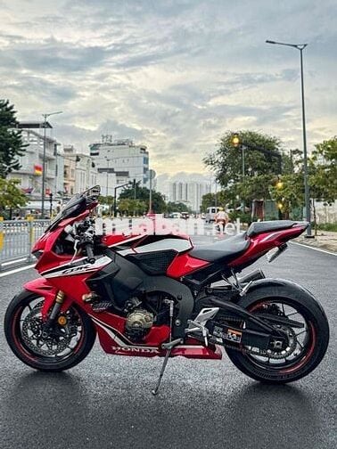Honda CBR1000RR Fireblade