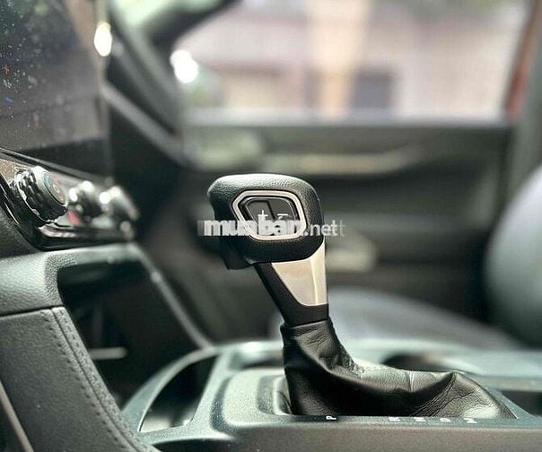 Everest Titanium 2023 1 chủ - 31.000 KM cam kết