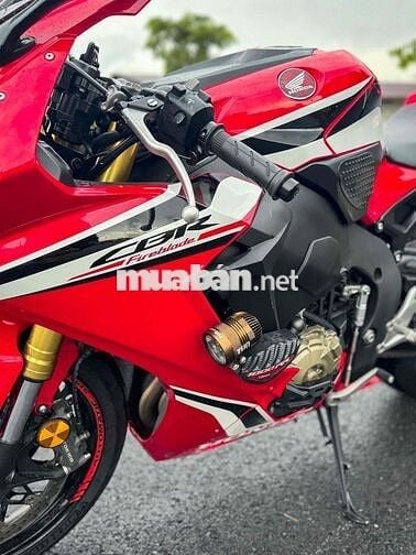 Honda CBR1000RR Fireblade