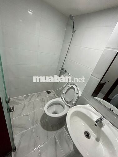 CHO THUÊ PHÒNG - NHÀ MỚI XÂY – Q.10 – TỰ DO GIỜ GIẤC