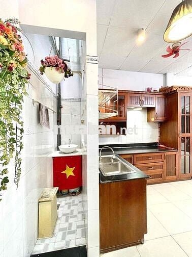 Nhà 2 tầng 5,2x11m 2PN FULL NT Bắc Hải Q10, gần cv LTR–chỉ 14.5 tr/th