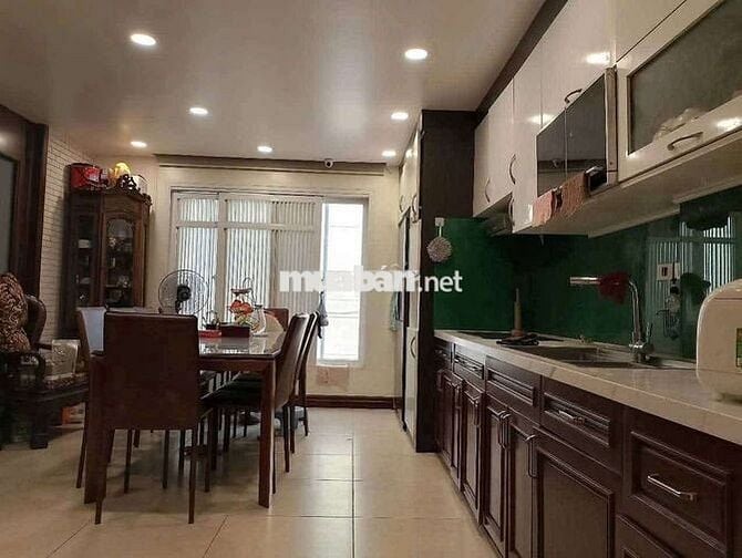 CẦN BÁN NHANH NHÀ ĐẤT LÊ QUANG ĐẠO KÉO DÀI MẶT TIỀN 5M HƯỚNG ĐÔNG NAM.